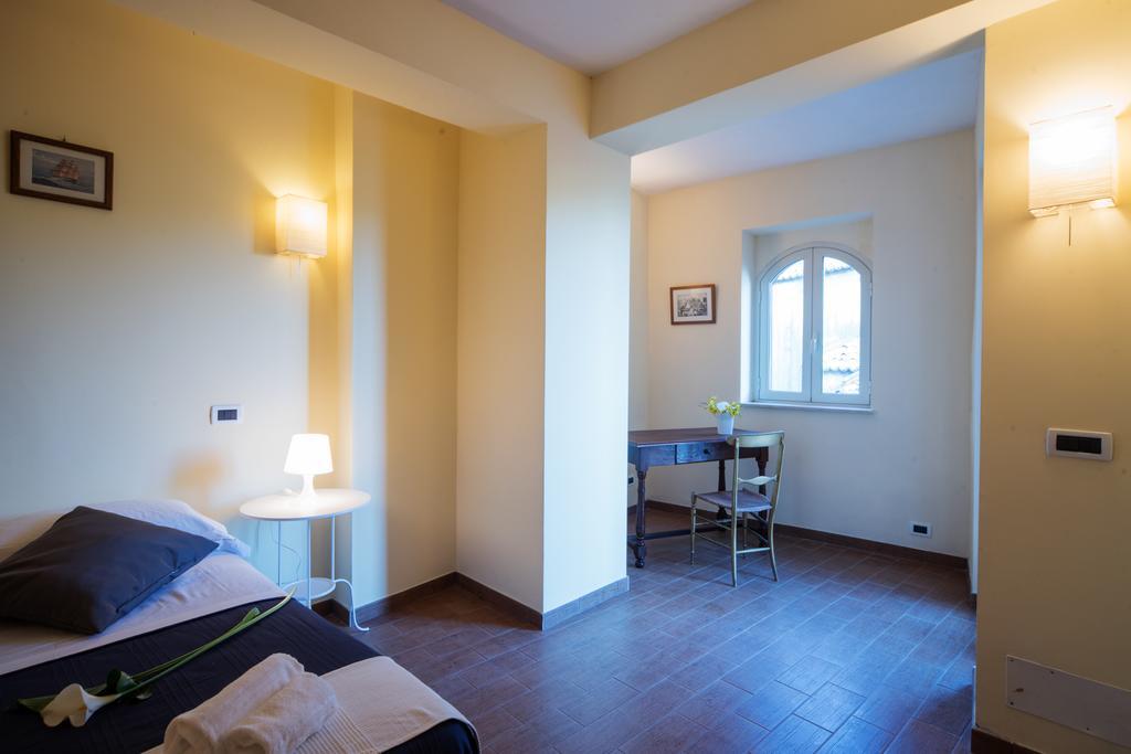 The Clock Houses Borgo Gallodoro Letojanni Luaran gambar