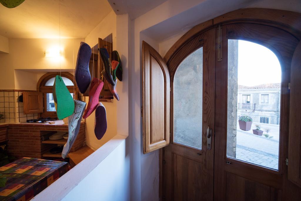 The Clock Houses Borgo Gallodoro Letojanni Luaran gambar
