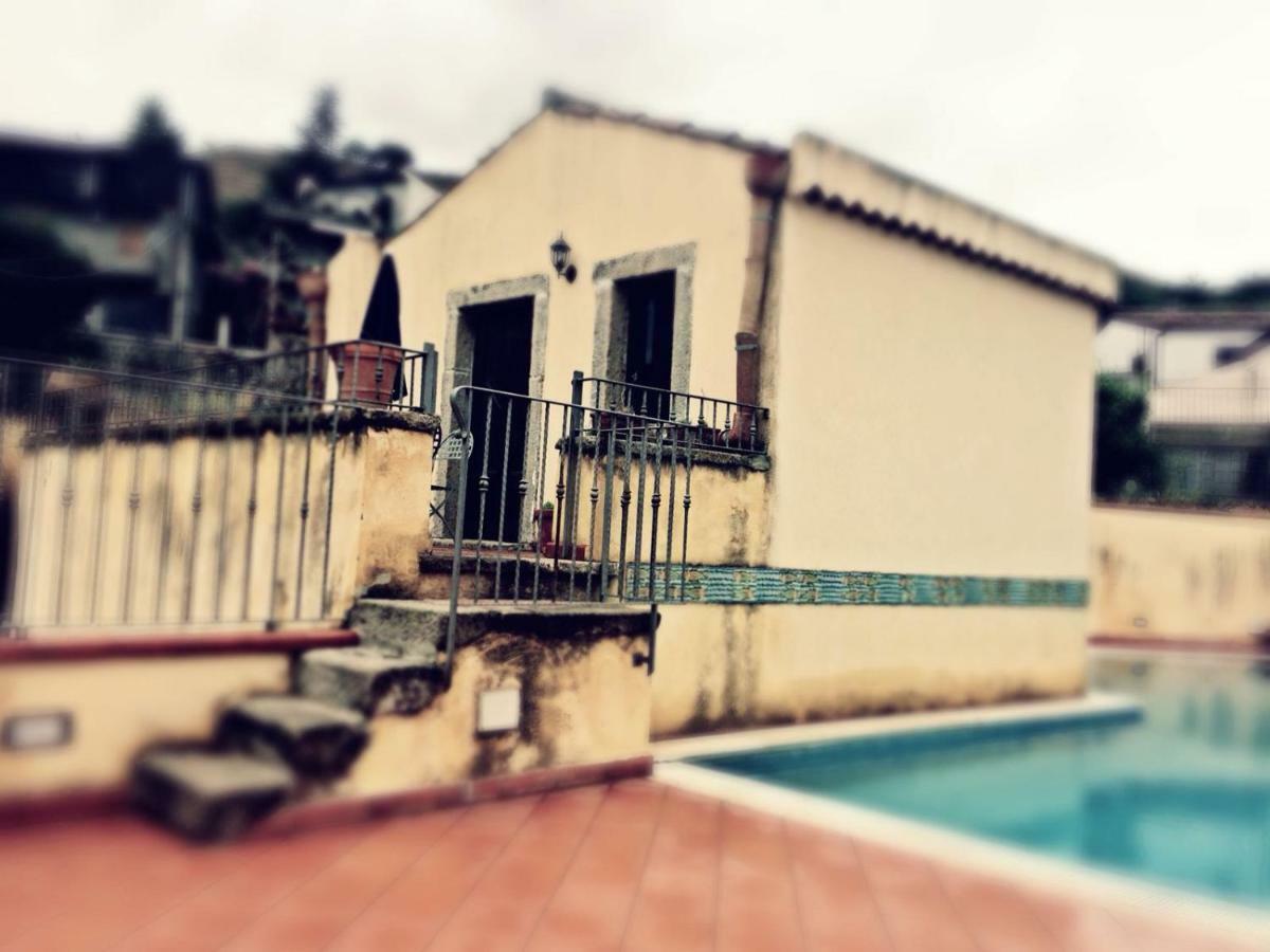 The Clock Houses Borgo Gallodoro Letojanni Luaran gambar