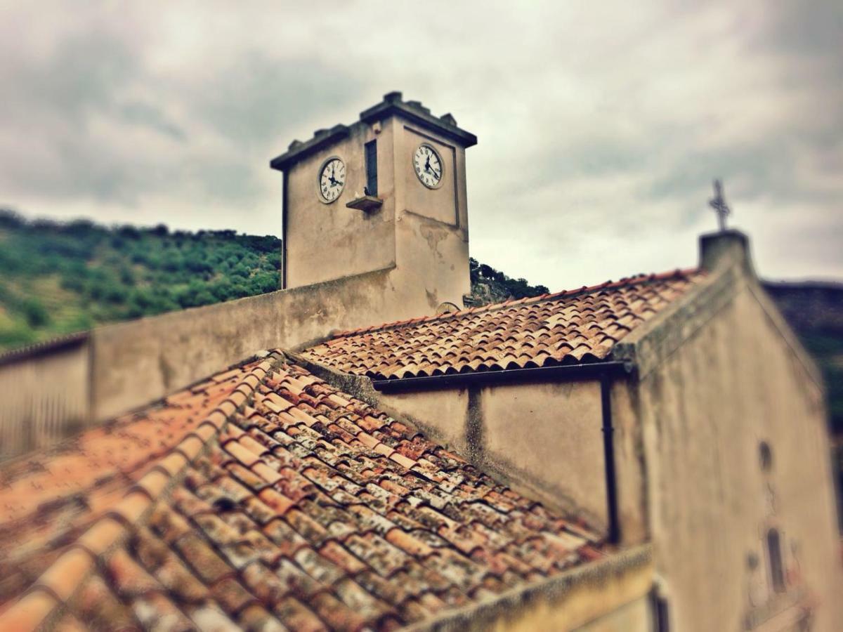 The Clock Houses Borgo Gallodoro Letojanni Luaran gambar
